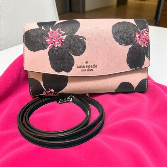 kate spade Handbags - Kate Spade Winni Phone Crossbody Pink Laurel Way Grand Flora Navy Leather Purse